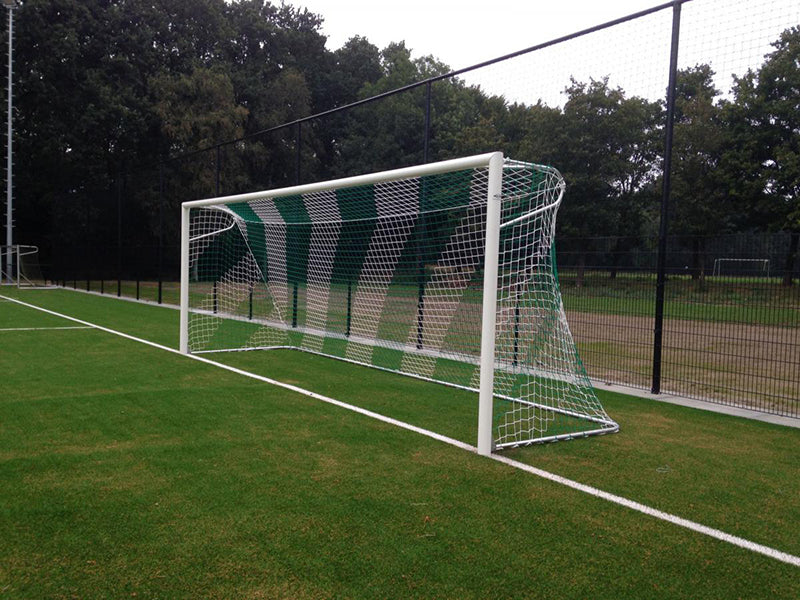 P-doel met wit/groen net 7,5x2,5x0,8x2m 4mm draad dikte 120 mm maaswijdte