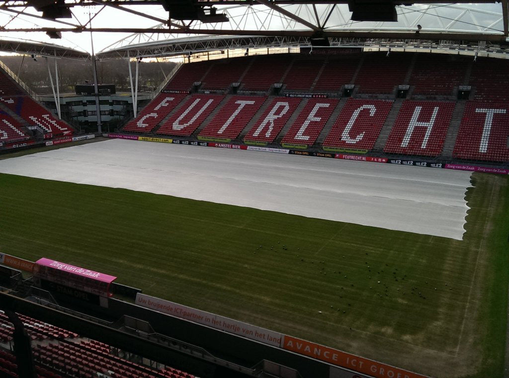 Field Cover – Klimatuch 16 × 100 m