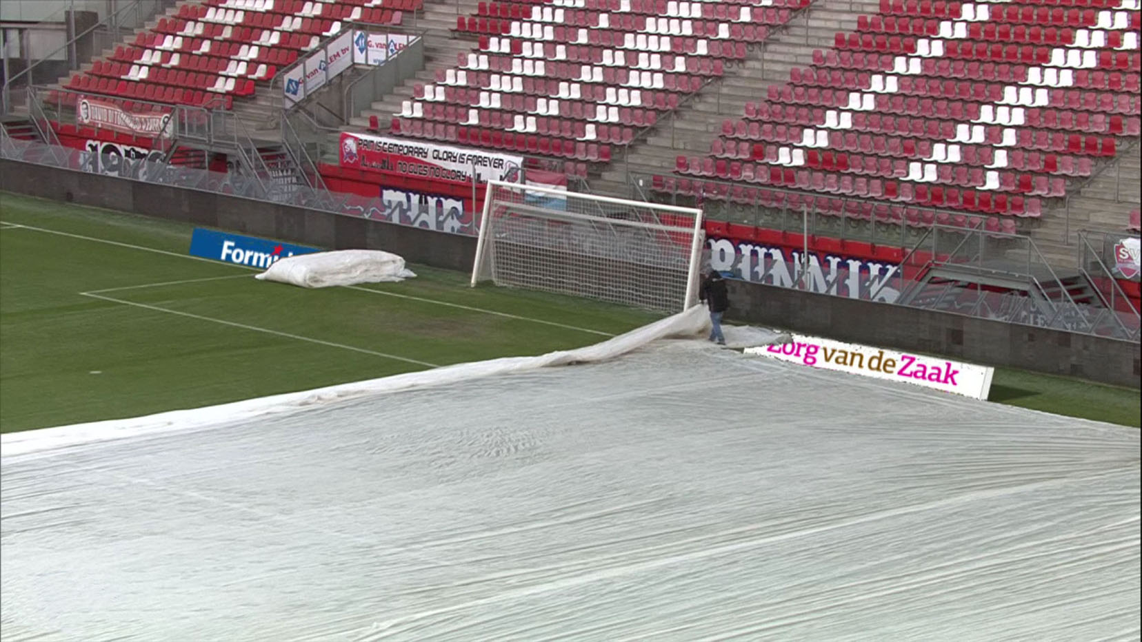 Field Cover – Klimatuch 16 × 100 m